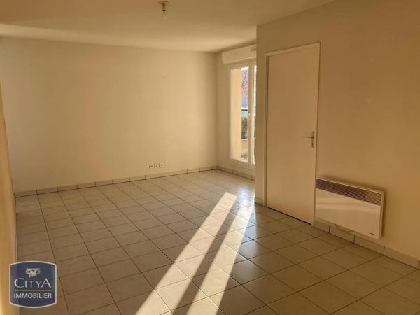 Appartement à louer 2 pièces 53.8m² Laon (02000)