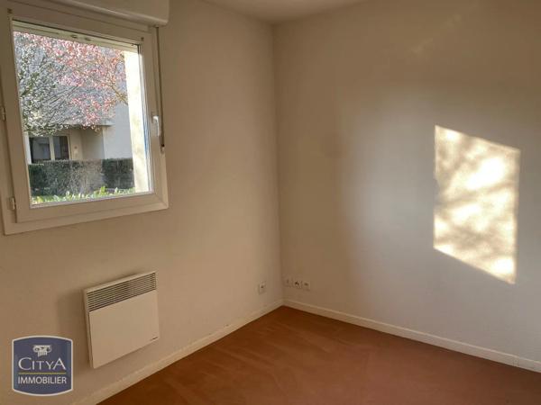 Appartement à louer 2 pièces 53.8m² Laon (02000)