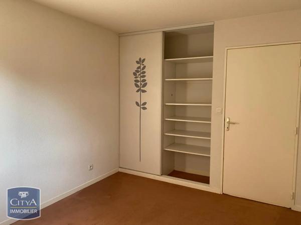 Appartement à louer 2 pièces 53.8m² Laon (02000)