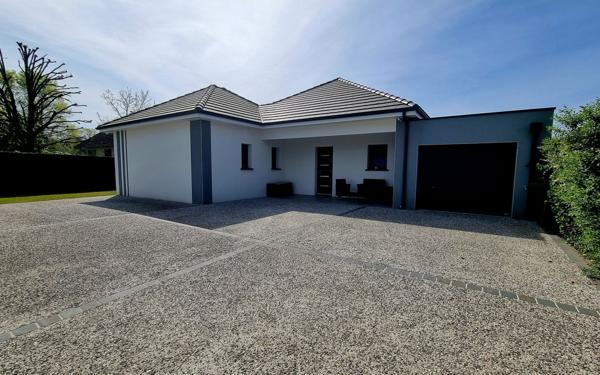 Maison à vendre    4 pièces • 102,25 m2 Morlaàs
