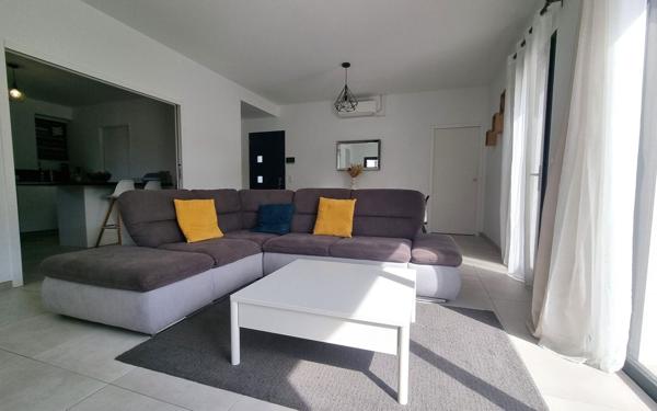 Maison à vendre    4 pièces • 102,25 m2 Morlaàs
