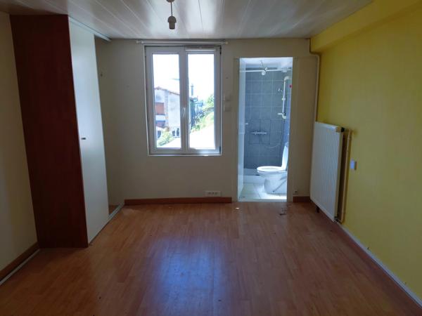 Maison de ville  à vendre 5 pièces THIERS (63)