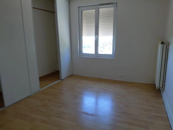 Maison de ville  à vendre 5 pièces THIERS (63)