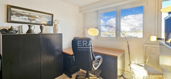 BLANQUEFORT CENTRE - Appartement rénové 84 m² + terrasses - Traversant Est/Ouest