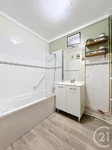 Appartement F3 à vendre  3 pièces - 57,56 m 2   COMPIEGNE  - 60