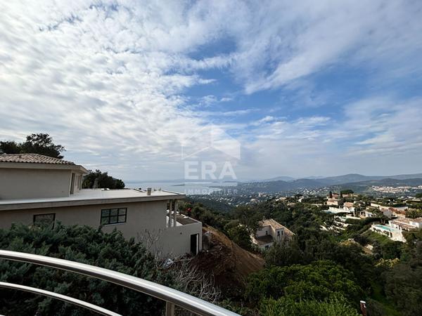 Maison Roquebrune Sur Argens 7 pièce(s) 225 m2