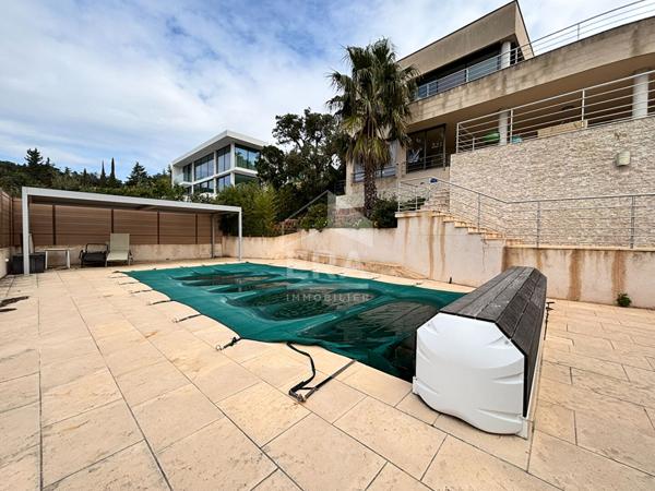 Maison Roquebrune Sur Argens 7 pièce(s) 225 m2