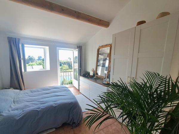 Maison T2, cave et jardin 165 000 €