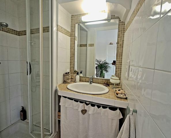Maison T2, cave et jardin 165 000 €