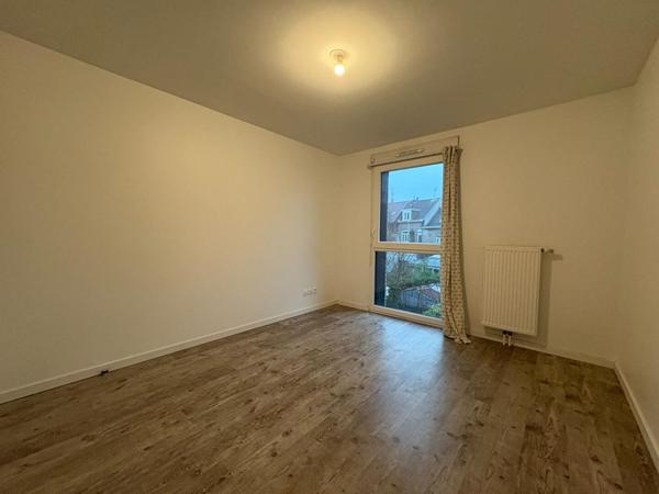 A LOUER : T2 à MARCQ EN BAROEUL • • 775 € CC • Réf. G326-23
