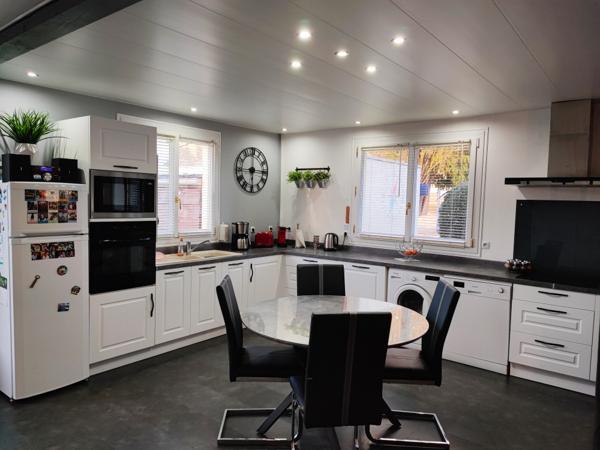 Maison  5 pièce(s) 108 m2