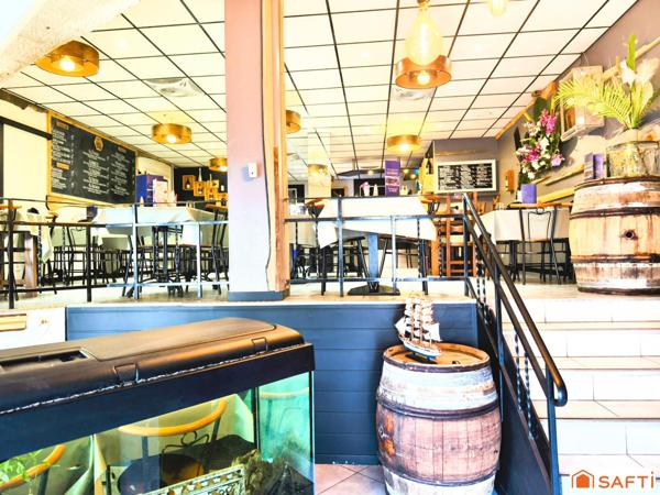 Fonds de commerce de restaurant, brasserie avec sa belle terrasse ensoleillée