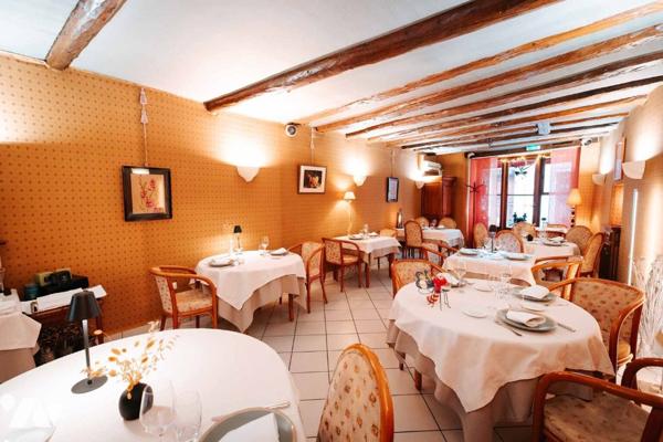 GAP CENTRE VILLE MURS ET FONDS RESTAURANT  + LOGEMENT DE FONCTION