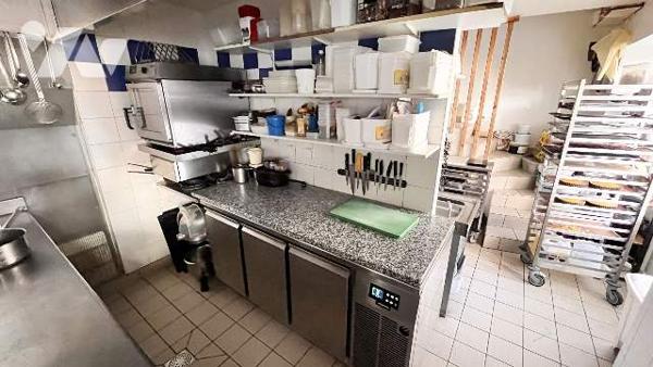 GAP CENTRE VILLE MURS ET FONDS RESTAURANT  + LOGEMENT DE FONCTION