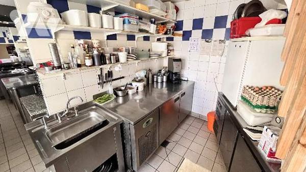 GAP CENTRE VILLE MURS ET FONDS RESTAURANT  + LOGEMENT DE FONCTION