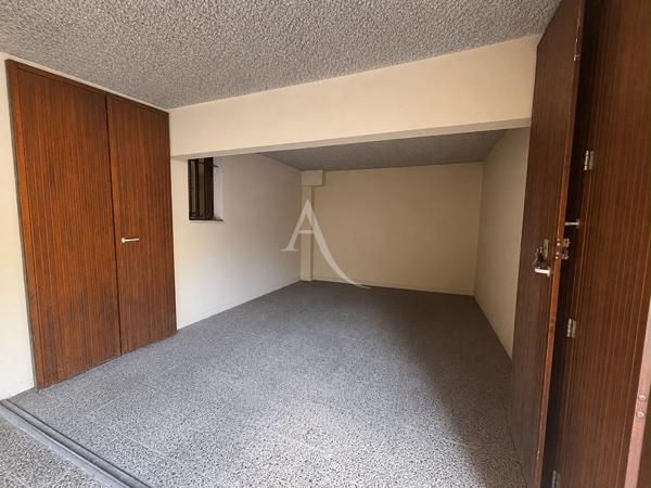 APPARTEMENT TYPE 2 AU REZ DE CHAUSSEE AVEC GARAGE ET CAVE
