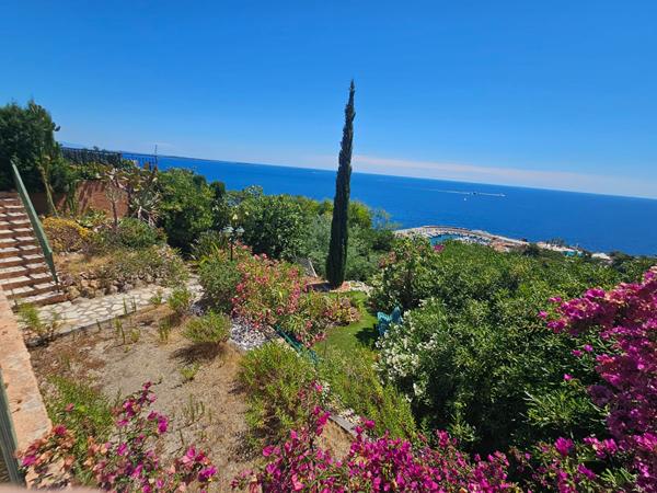 RARE ! Magnifique appartement-villa , VUE MER PANORAMIQUE THEOULE !