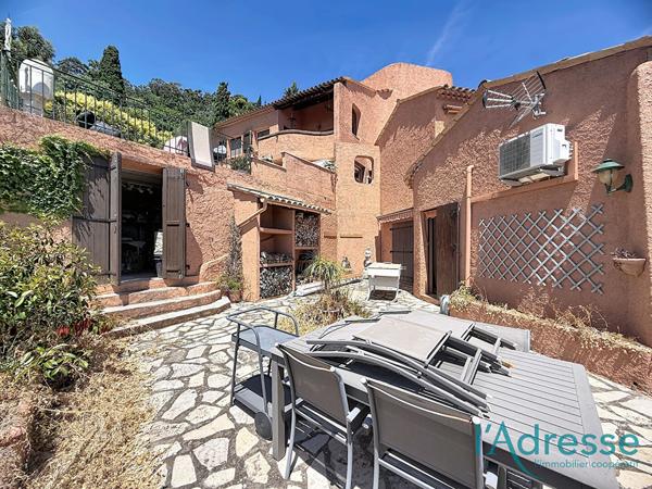 RARE ! Magnifique appartement-villa , VUE MER PANORAMIQUE THEOULE !