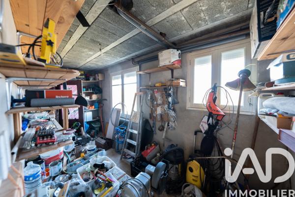 Maison à vendre 6 pièces 140 m² Saint-Étienne-de-Fontbellon