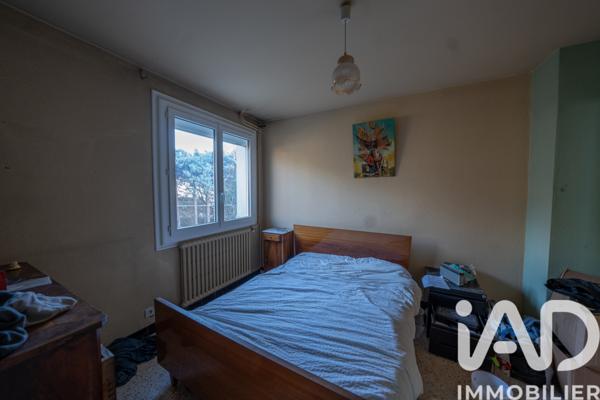 Maison à vendre 6 pièces 140 m² Saint-Étienne-de-Fontbellon