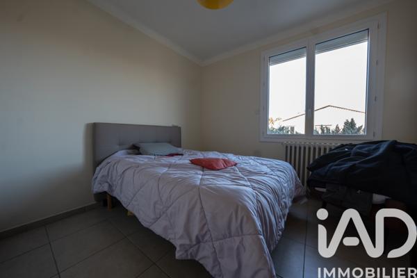 Maison à vendre 6 pièces 140 m² Saint-Étienne-de-Fontbellon