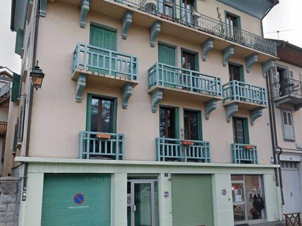 Location Local commercial 4 pièces 81.5 m² - 3 RUE MICHAUD Thonon Les Bains 74200