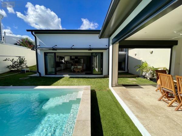 Maison à vendre à Saint-Paul à la Réunion (97434), ref : 97409-258