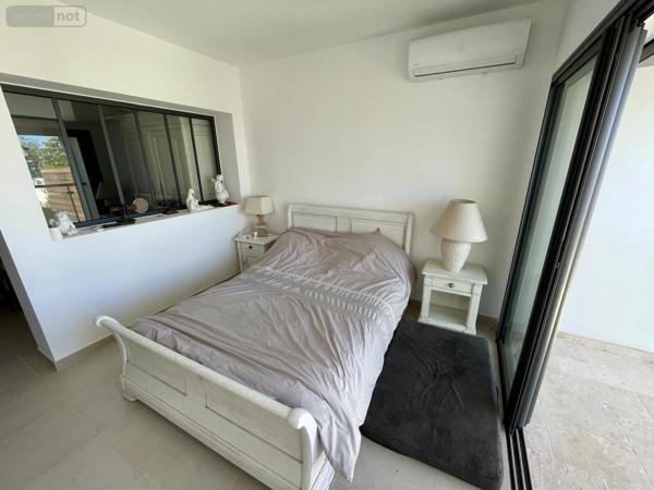 Maison à vendre à Saint-Paul à la Réunion (97434), ref : 97409-258