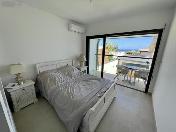 Maison à vendre à Saint-Paul à la Réunion (97434), ref : 97409-258