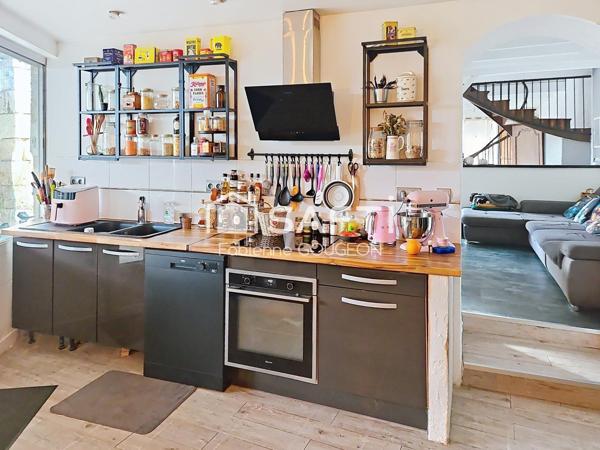 Superbe Maison Charentaise de 1850 à Balzac (16430) – 149 m²