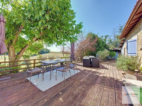 Maison à vendre 6 pièces GONDRIN (32)