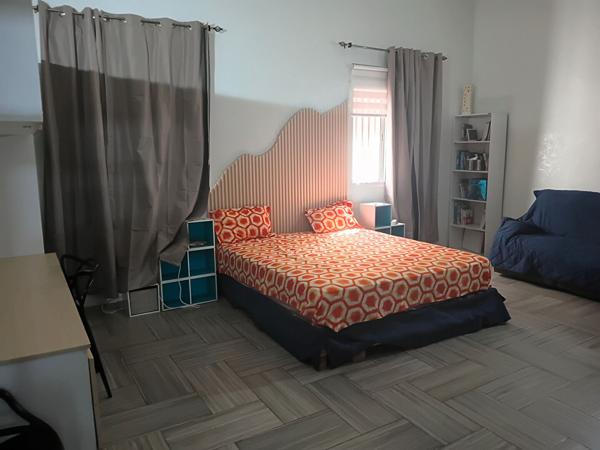 LOCATION ANNUELLE SPACIEUSE VILLA DE 4 CHAMBRES SUR UN TERRAIN DE 1000 M2 ARBORE