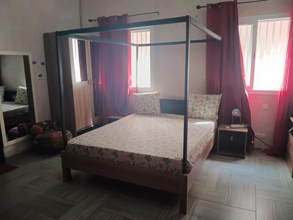 LOCATION ANNUELLE SPACIEUSE VILLA DE 4 CHAMBRES SUR UN TERRAIN DE 1000 M2 ARBORE