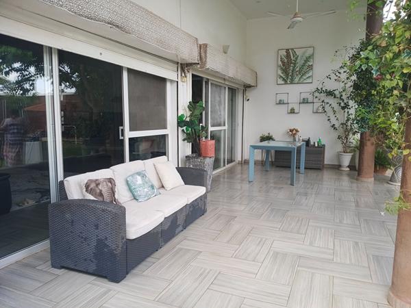 LOCATION ANNUELLE SPACIEUSE VILLA DE 4 CHAMBRES SUR UN TERRAIN DE 1000 M2 ARBORE