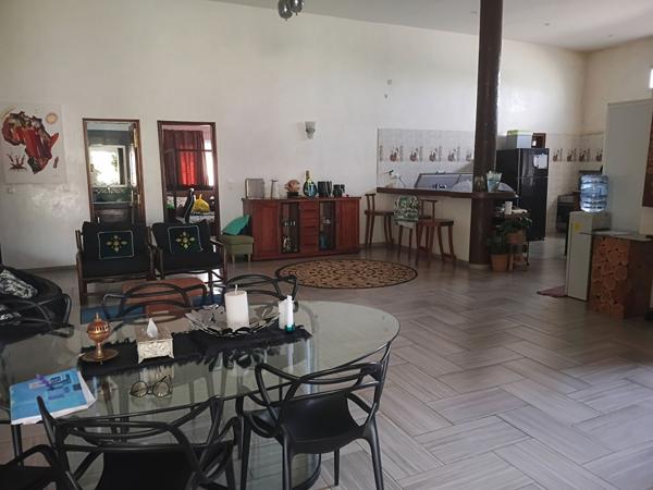 LOCATION ANNUELLE SPACIEUSE VILLA DE 4 CHAMBRES SUR UN TERRAIN DE 1000 M2 ARBORE