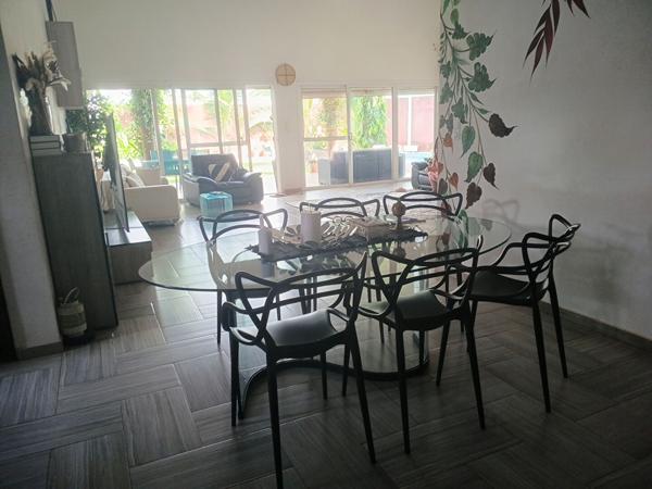 LOCATION ANNUELLE SPACIEUSE VILLA DE 4 CHAMBRES SUR UN TERRAIN DE 1000 M2 ARBORE