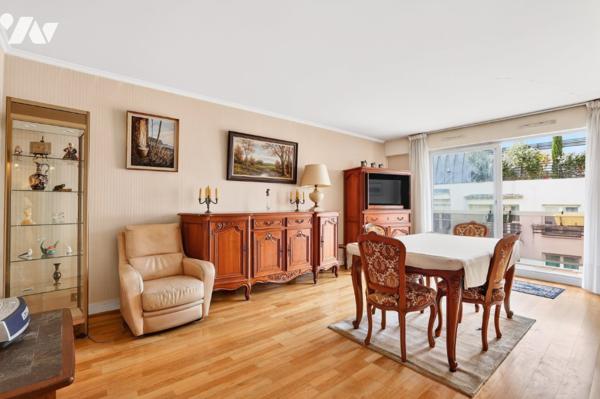 Paris 20 : appartement 3 pièces 63.42 m² + balcon