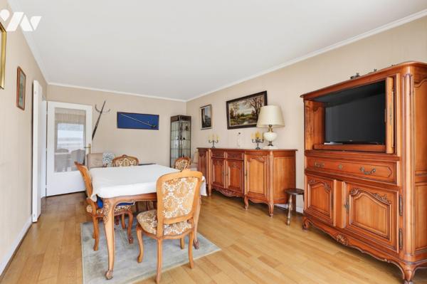 Paris 20 : appartement 3 pièces 63.42 m² + balcon