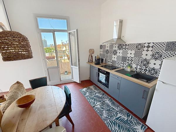 Appartement Toulon de 2 pièces de 46.80 m² avec  Terrasse de 22m² en dernier étage