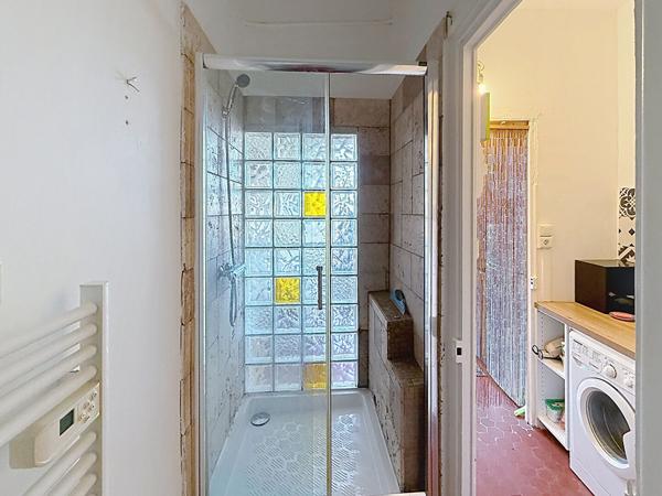 Appartement Toulon de 2 pièces de 46.80 m² avec  Terrasse de 22m² en dernier étage