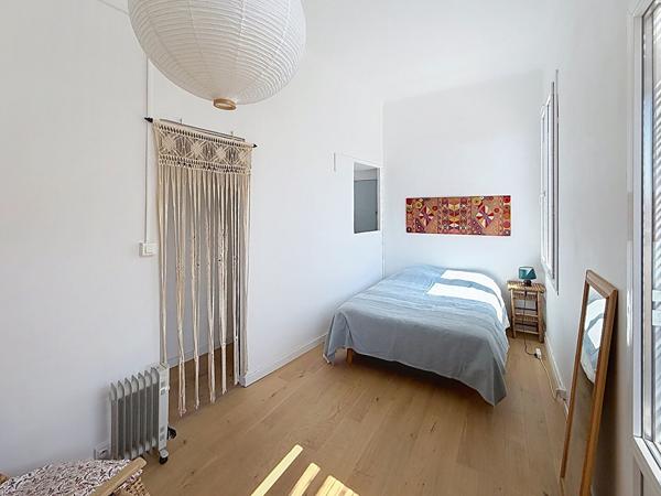 Appartement Toulon de 2 pièces de 46.80 m² avec  Terrasse de 22m² en dernier étage