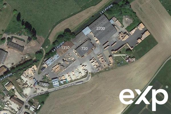 Ensemble de 4600m² de locaux professionnels