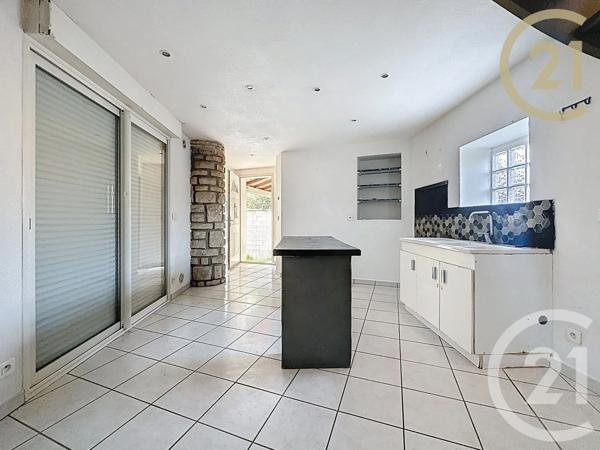 Maison à vendre  4 pièces - 78,95 m 2   MONTELIMAR  - 26