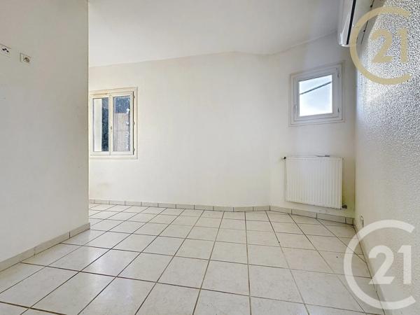 Maison à vendre  4 pièces - 78,95 m 2   MONTELIMAR  - 26