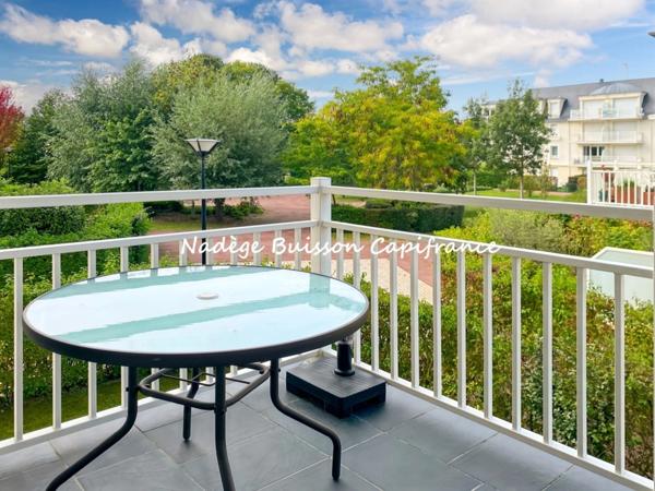 À vendre sur CABOURG Appartement 3 pièces de 54 m² avec garage et borne individuelle de recharge pour voiture électrique.