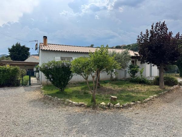 ☀️ EXCLUSIVITÉ – Charmante maison individuelle de plain-pied avec piscine et 2 garages à Peyruis ☀️