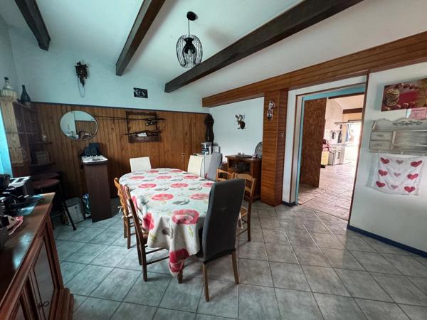 ☀️ EXCLUSIVITÉ – Charmante maison individuelle de plain-pied avec piscine et 2 garages à Peyruis ☀️