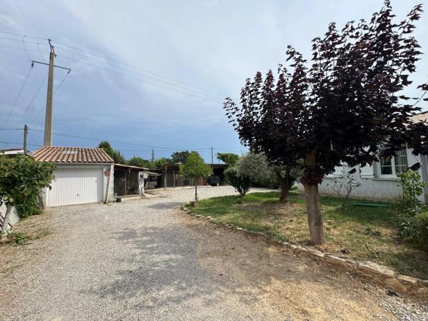 ☀️ EXCLUSIVITÉ – Charmante maison individuelle de plain-pied avec piscine et 2 garages à Peyruis ☀️