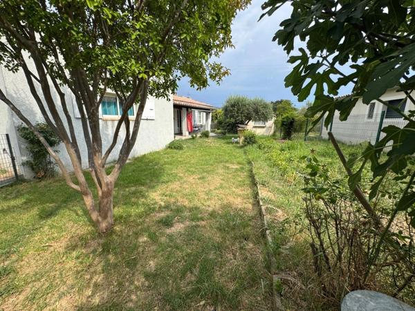 ☀️ EXCLUSIVITÉ – Charmante maison individuelle de plain-pied avec piscine et 2 garages à Peyruis ☀️