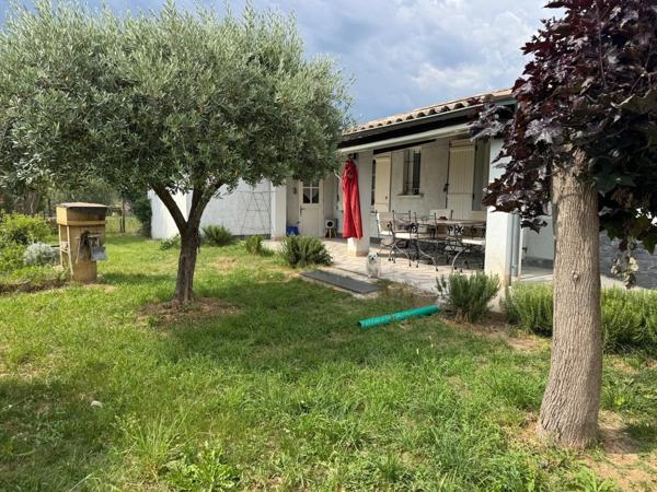 ☀️ EXCLUSIVITÉ – Charmante maison individuelle de plain-pied avec piscine et 2 garages à Peyruis ☀️